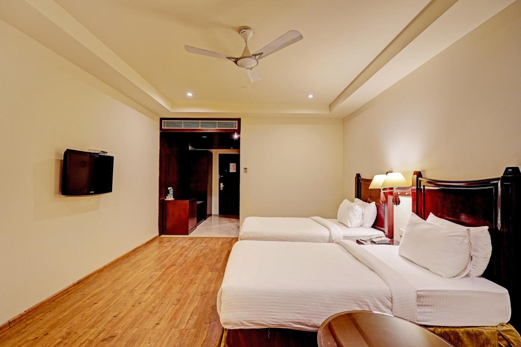 Hotel Grand Aerotech Neu-Delhi Exterior foto